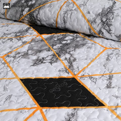 Marble Geometric Breathable Quilted Bedding Set(3PCS)